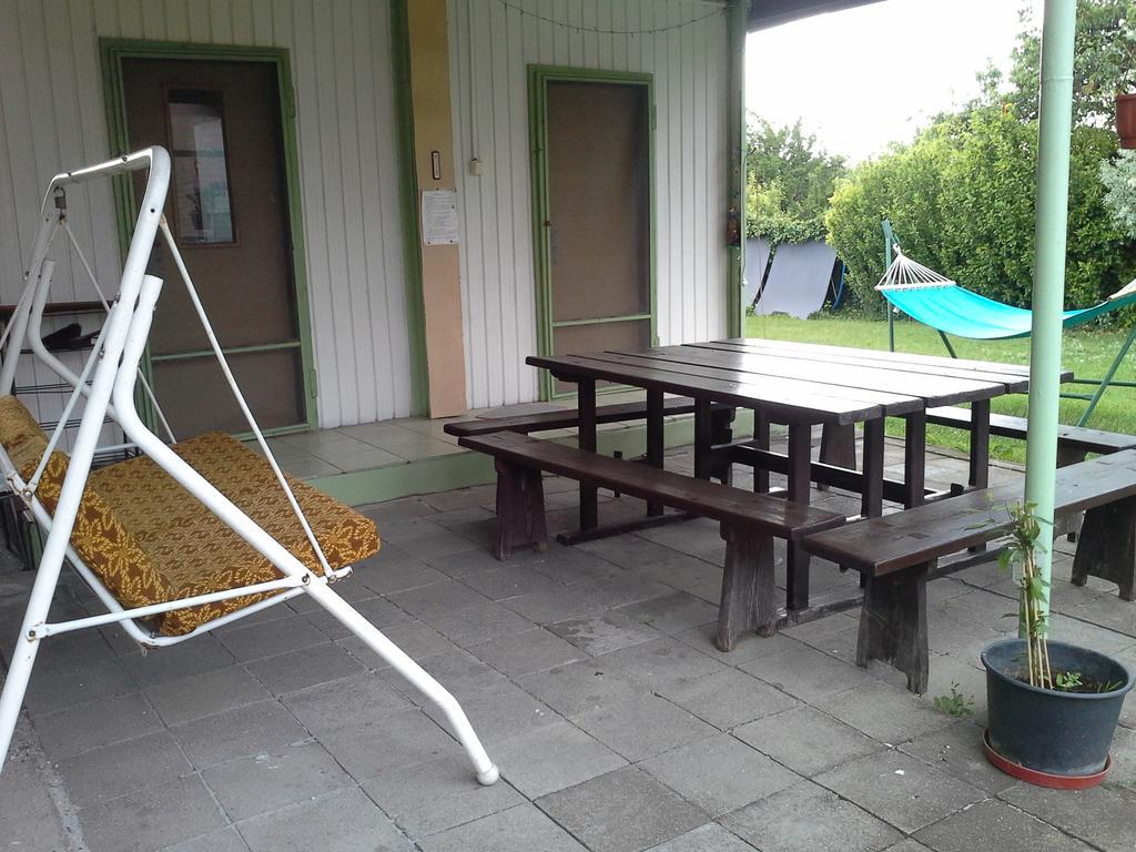 Utulny Privat Apartment Velky Meder Exterior photo